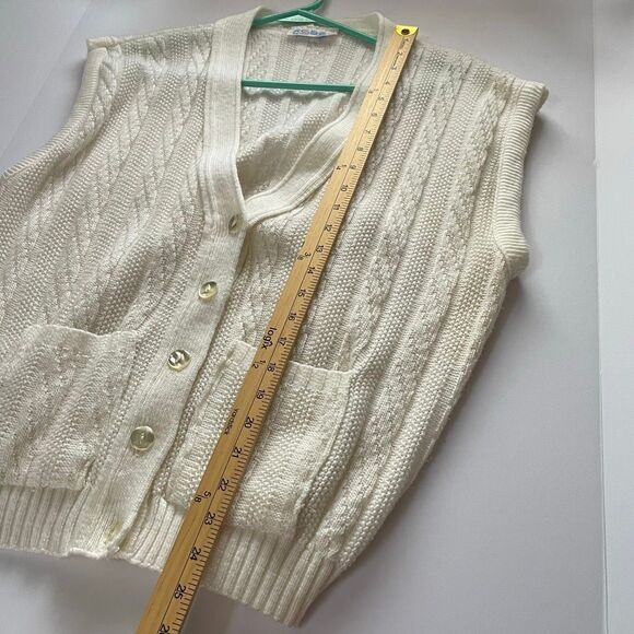 Vintage Rose size L made in USA button front sweater vest. - Picture 3 of 7